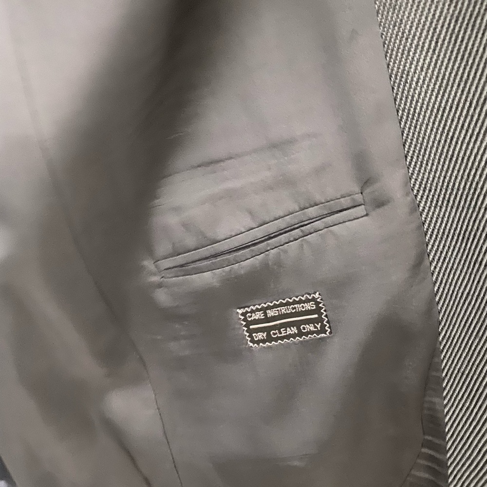 NWOT AUTH.ARMANI COLLEZIONI MENS VIRGIN WOOL AND RAYON - Picture 7 of 10